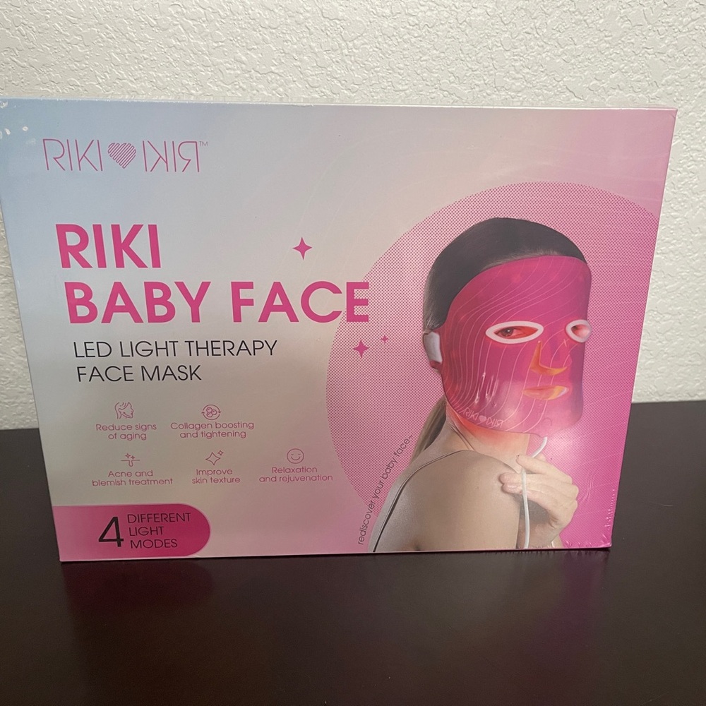 Riki Baby Face LED Light Therapy Face Mask- BRAND NEW SEALED